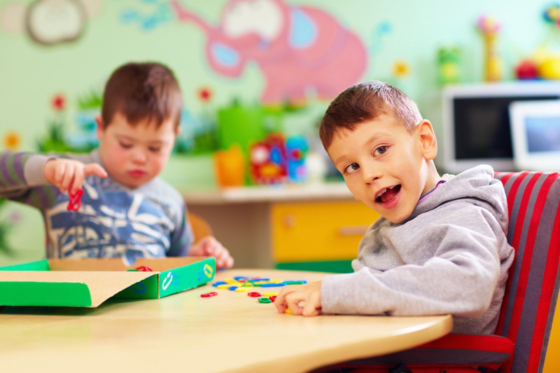 Symbolbild - Kinderbetreuung, Kindergarten und Schule